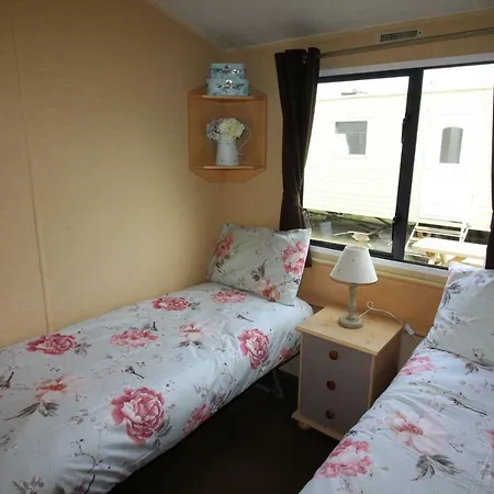 Feriehus Spacious Open Plan Willerby Rio 2-bedroom Caravan *